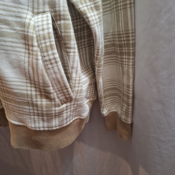 Windham point plaid shacket size Medium - Picture 3 of 6